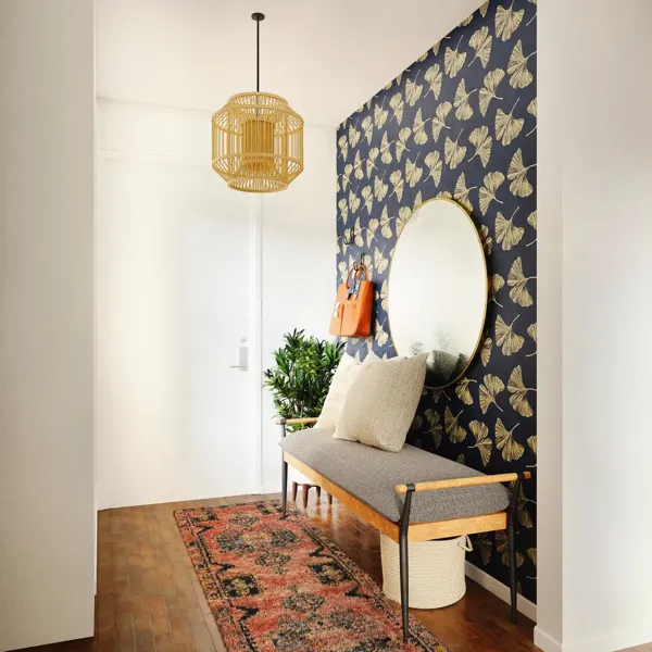 Entryway wallpaper in navy blue with nature pattern